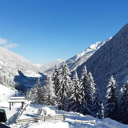 Landhaus Maria * نيوستيف ام ستوبيتا