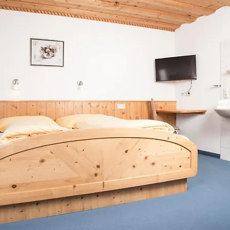 Landhaus Maria شقة نيوستيف ام ستوبيتا